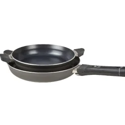 2 poêles et 1 poignée Pyrex^Gifi Discount