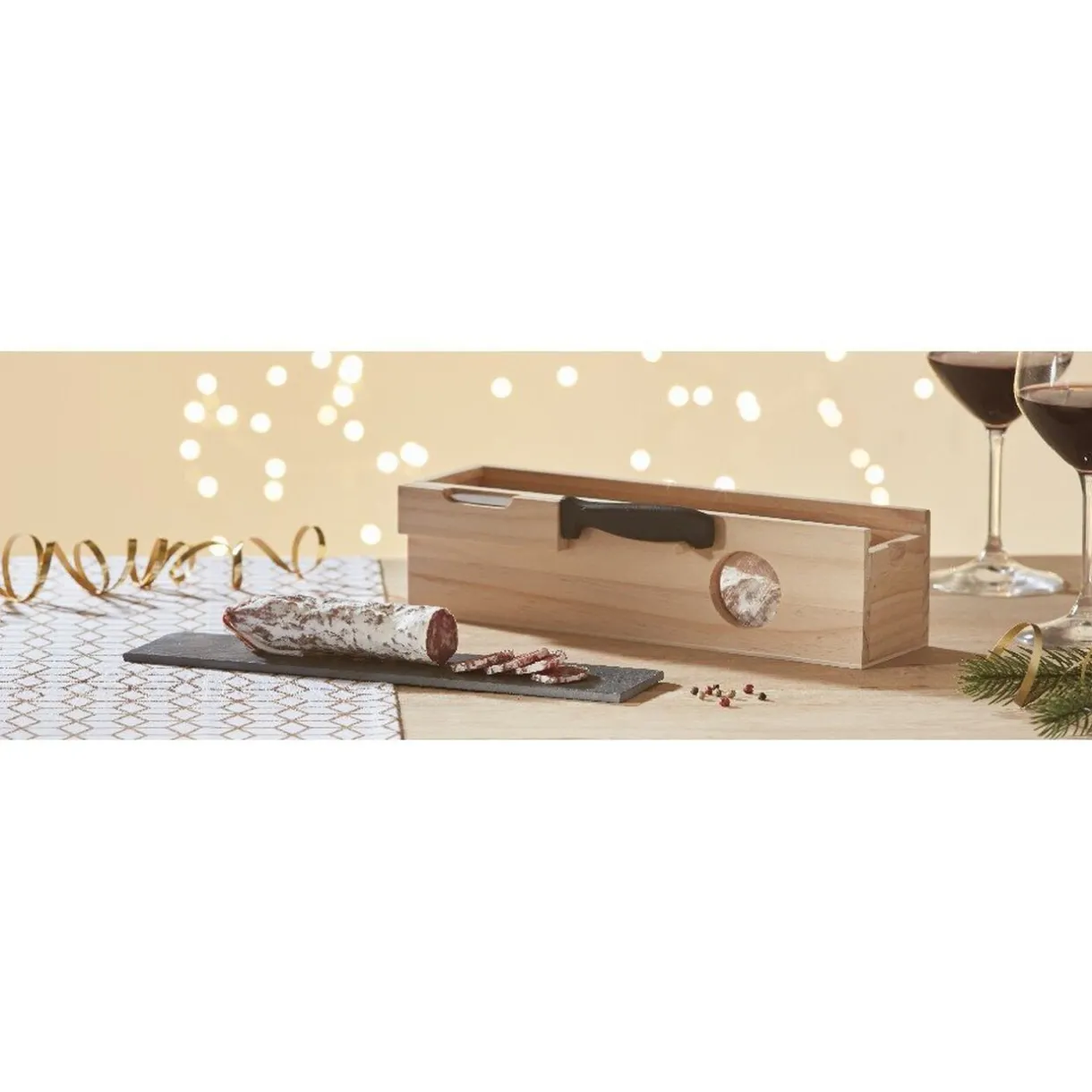 Cave à saucisson avec couteau^Gifi Discount