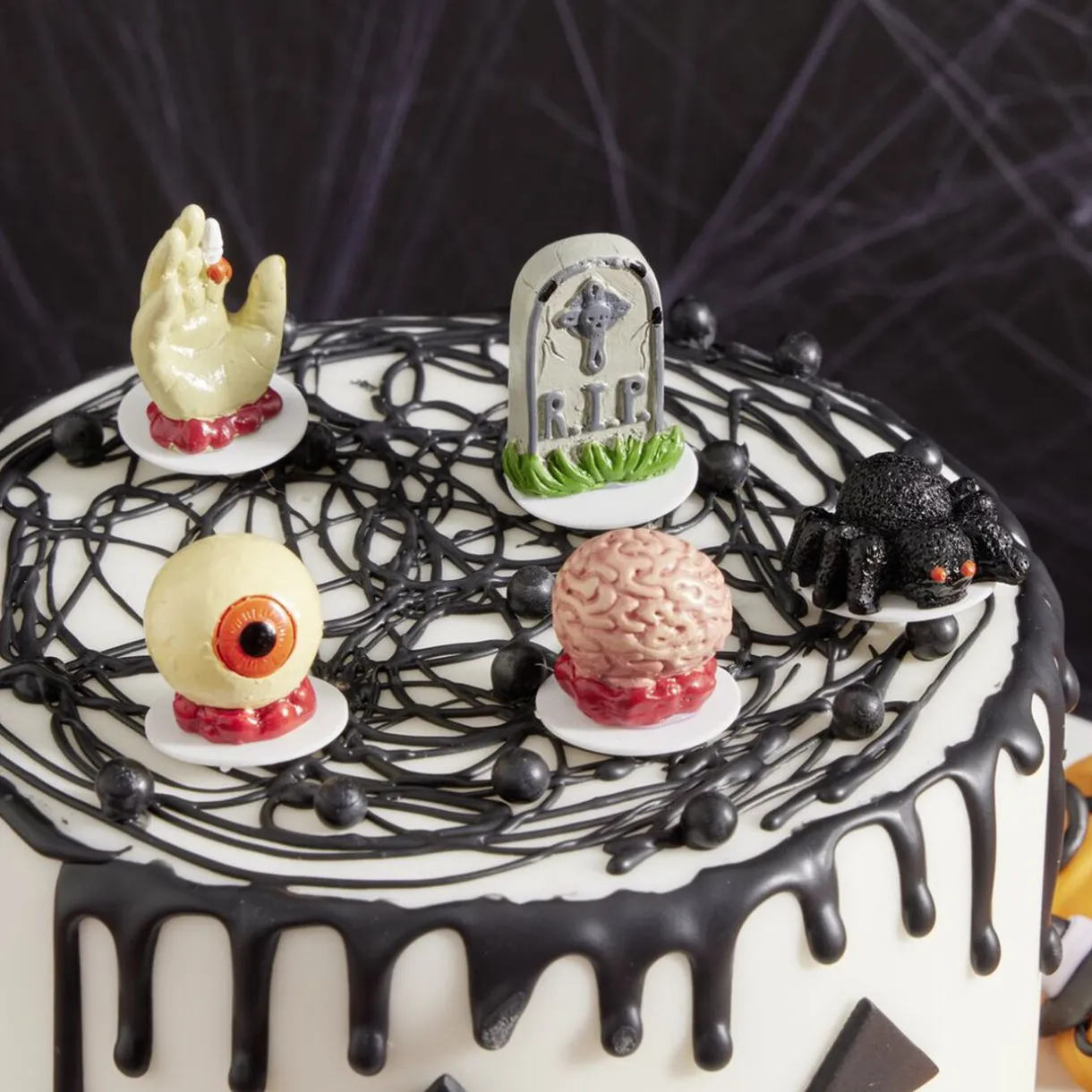 Décoration gâteau Halloween x5 en résine^Gifi