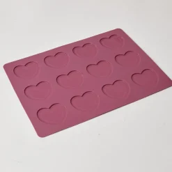 Moule silicone 12 macarons en forme de coeur^Gifi Sale