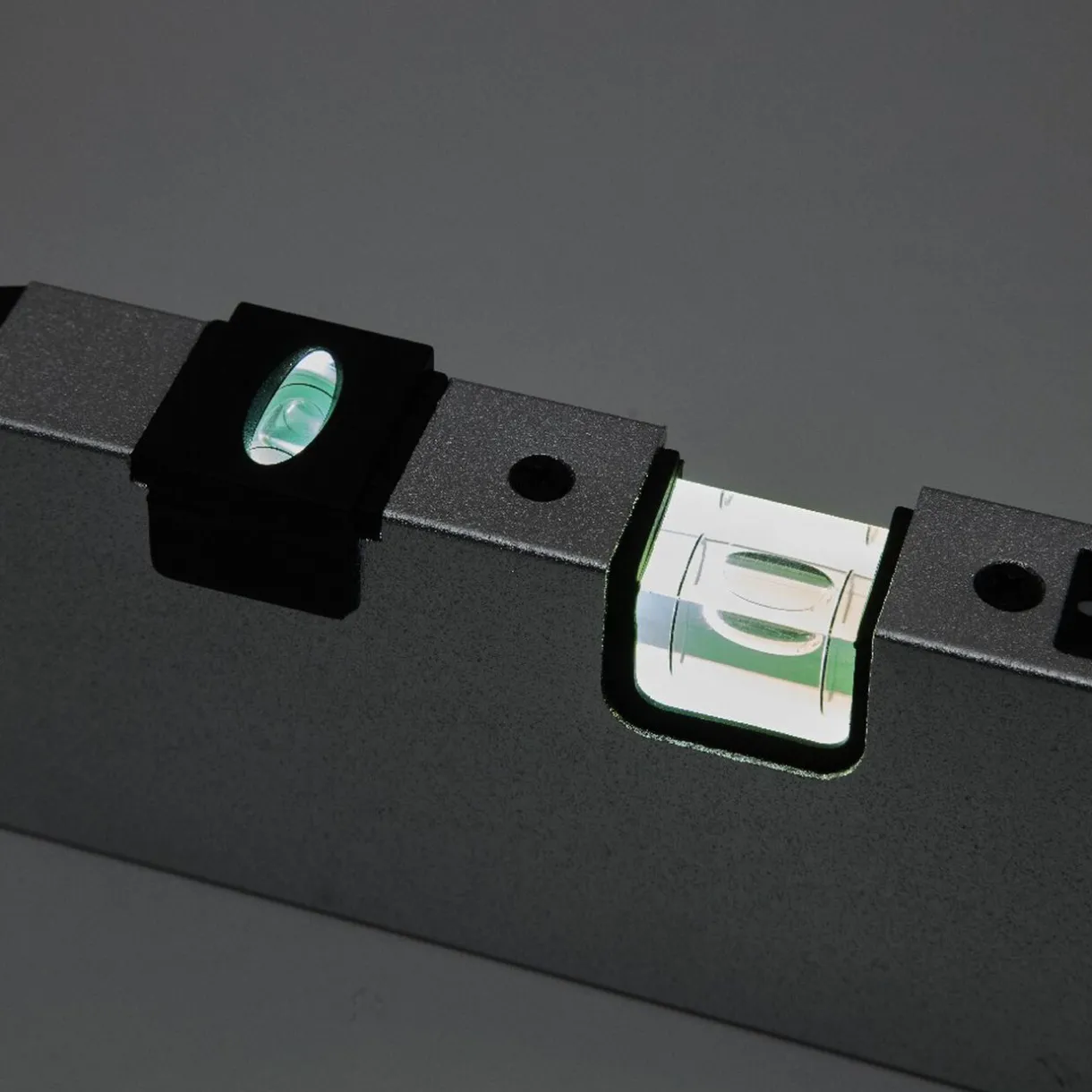 Gifi Niveau laser batterie intégrée portée 2m