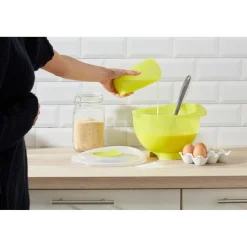 Saladier avec couvercle et verre doseur^Gifi Discount